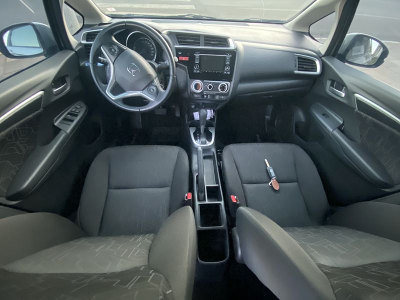 Honda Fit EX/S/EX 1.5 /one 16V 2016/2017 ATUAL VEÍCULOS VISTA ALEGRE DO PRATA / Carros no Vale