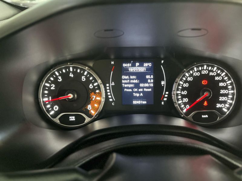 Jeep Renegade 1.8 2020/2021 SIM AUTOMÓVEIS ROLANTE / Carros no Vale