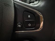 Renault Captur Intense 2.0 16v 2017/2018 SIM AUTOMÓVEIS ROLANTE / Carros no Vale