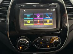 Renault Captur Intense 2.0 16v 2017/2018 SIM AUTOMÓVEIS ROLANTE / Carros no Vale