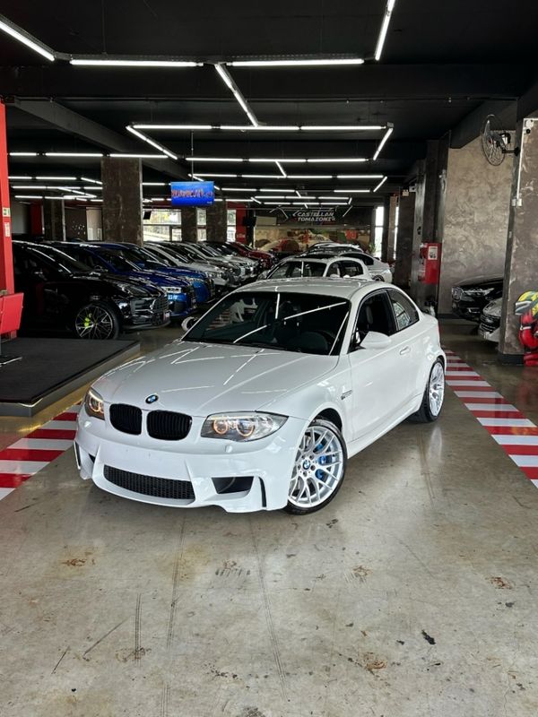 BMW 1 M 3.0 COUPÉ 24V GASOLINA BI-TURBO 2P MANUAL 2012/2012 CASTELLAN E TOMAZONI MOTORS CAXIAS DO SUL / Carros no Vale