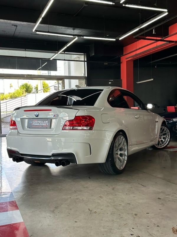 BMW 1 M 3.0 COUPÉ 24V GASOLINA BI-TURBO 2P MANUAL 2012/2012 CASTELLAN E TOMAZONI MOTORS CAXIAS DO SUL / Carros no Vale