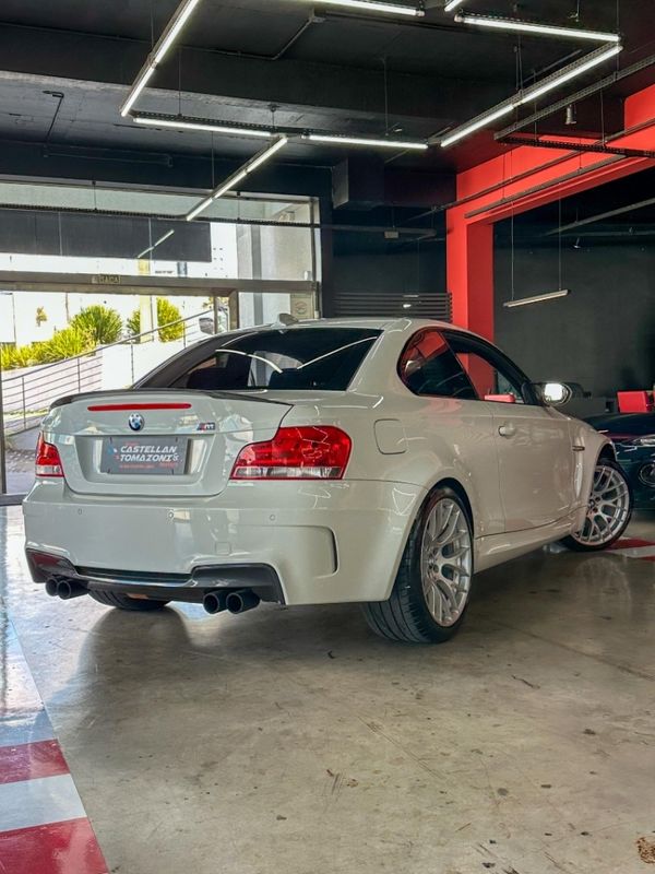 BMW 1 M 3.0 COUPÉ 24V GASOLINA BI-TURBO 2P MANUAL 2012/2012 CASTELLAN E TOMAZONI MOTORS CAXIAS DO SUL / Carros no Vale