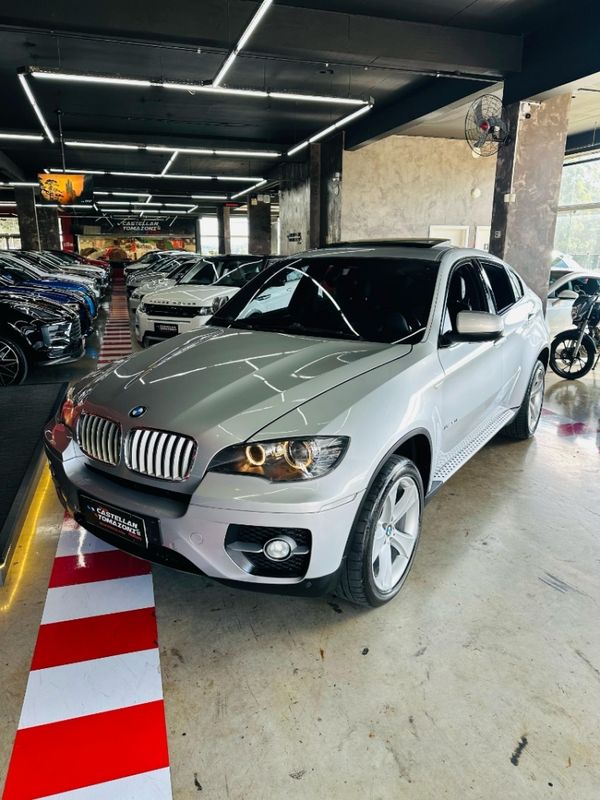 BMW X6 4.4 50I 4X4 COUPÉ 8 CILINDROS 32V BI-TURBO GASOLINA 4P AUTOMÁTICO 2008/2009 CASTELLAN E TOMAZONI MOTORS CAXIAS DO SUL / Carros no Vale