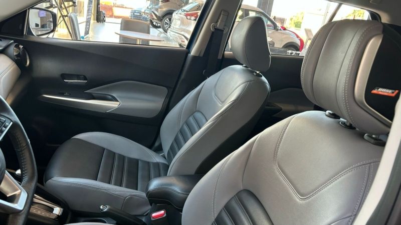 Nissan KICKS 1.6 16V FLEXSTART EXCLUSIVE XTRONIC 2023/2024 DRSUL SEMINOVOS CAXIAS DO SUL – LAJEADO – SANTA CRUZ DO SUL / Carros no Vale