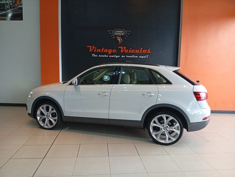 Audi Q3 2.0 TFSI AMBIENTE QUATTRO 4P GASOLINA S TRONIC 2014/2015 VINTAGE VEÍCULOS CAXIAS DO SUL / Carros no Vale