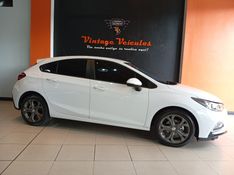 Chevrolet CRUZE 1.4 TURBO LT 16V FLEX 4P AUTOMÁTICO 2017/2018 VINTAGE VEÍCULOS CAXIAS DO SUL / Carros no Vale