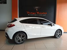 Chevrolet CRUZE 1.4 TURBO LT 16V FLEX 4P AUTOMÁTICO 2017/2018 VINTAGE VEÍCULOS CAXIAS DO SUL / Carros no Vale