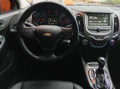 Chevrolet CRUZE 1.4 TURBO LT 16V FLEX 4P AUTOMÁTICO 2017/2018 VINTAGE VEÍCULOS CAXIAS DO SUL / Carros no Vale