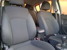 Chevrolet CRUZE 1.8 LT SPORT6 16V FLEX 4P MANUAL 2013/2013 VINTAGE VEÍCULOS CAXIAS DO SUL / Carros no Vale