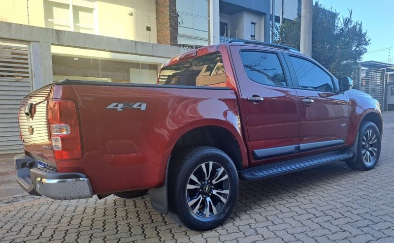 Chevrolet S10 2.8 LTZ 4X4 CD 16V TURBO DIESEL 4P AUTOMÁTICO 2019/2020 CAMINHÕES & CAMIONETAS PASSO FUNDO / Carros no Vale