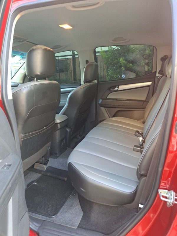 Chevrolet S10 2.8 LTZ 4X4 CD 16V TURBO DIESEL 4P AUTOMÁTICO 2019/2020 CAMINHÕES & CAMIONETAS PASSO FUNDO / Carros no Vale