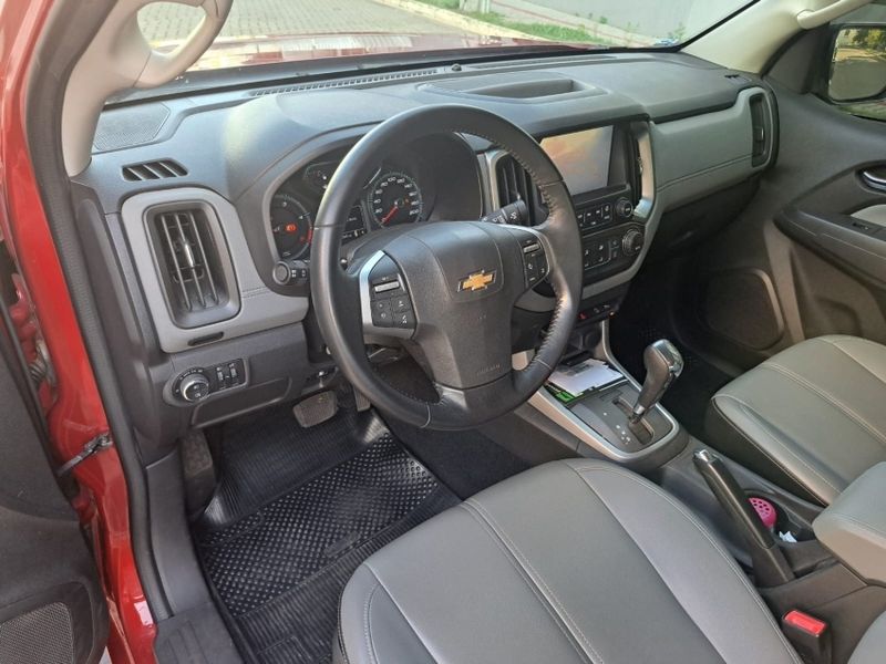 Chevrolet S10 2.8 LTZ 4X4 CD 16V TURBO DIESEL 4P AUTOMÁTICO 2019/2020 CAMINHÕES & CAMIONETAS PASSO FUNDO / Carros no Vale