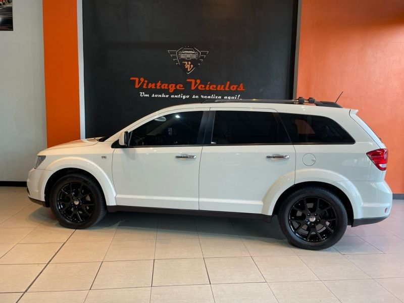 Dodge JOURNEY 3.6 RT V6 GASOLINA 4P AUTOMÁTICO 2014/2014 VINTAGE VEÍCULOS CAXIAS DO SUL / Carros no Vale