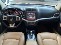 Dodge JOURNEY 3.6 RT V6 GASOLINA 4P AUTOMÁTICO 2014/2014 VINTAGE VEÍCULOS CAXIAS DO SUL / Carros no Vale