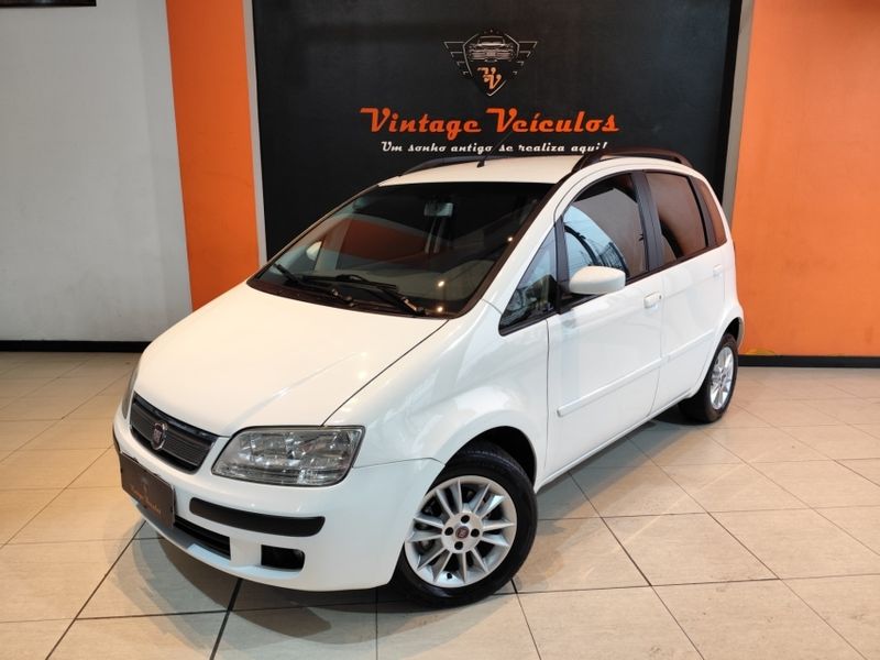Fiat IDEA 1.4 MPI ELX 8V FLEX 4P MANUAL 2009/2010 VINTAGE VEÍCULOS CAXIAS DO SUL / Carros no Vale