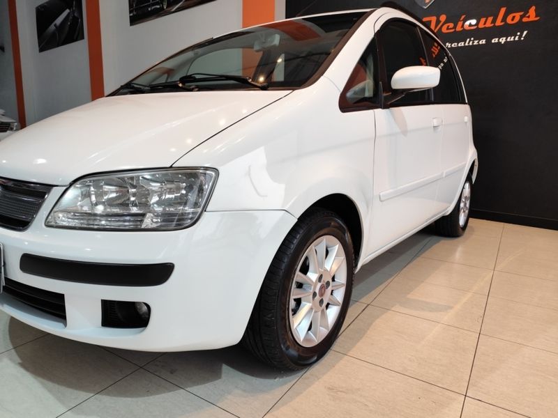 Fiat IDEA 1.4 MPI ELX 8V FLEX 4P MANUAL 2009/2010 VINTAGE VEÍCULOS CAXIAS DO SUL / Carros no Vale
