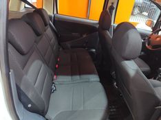 Fiat IDEA 1.4 MPI ELX 8V FLEX 4P MANUAL 2009/2010 VINTAGE VEÍCULOS CAXIAS DO SUL / Carros no Vale
