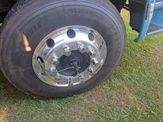 Ford Cargo 2422 E 3-Eixos 2004/2004 CAMINHÕES & CAMIONETAS PASSO FUNDO / Carros no Vale