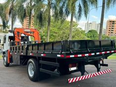 Ford Cargo 1317/ 1317 E T MUNCK 2005/2005 CAMINHÕES & CAMIONETAS PASSO FUNDO / Carros no Vale