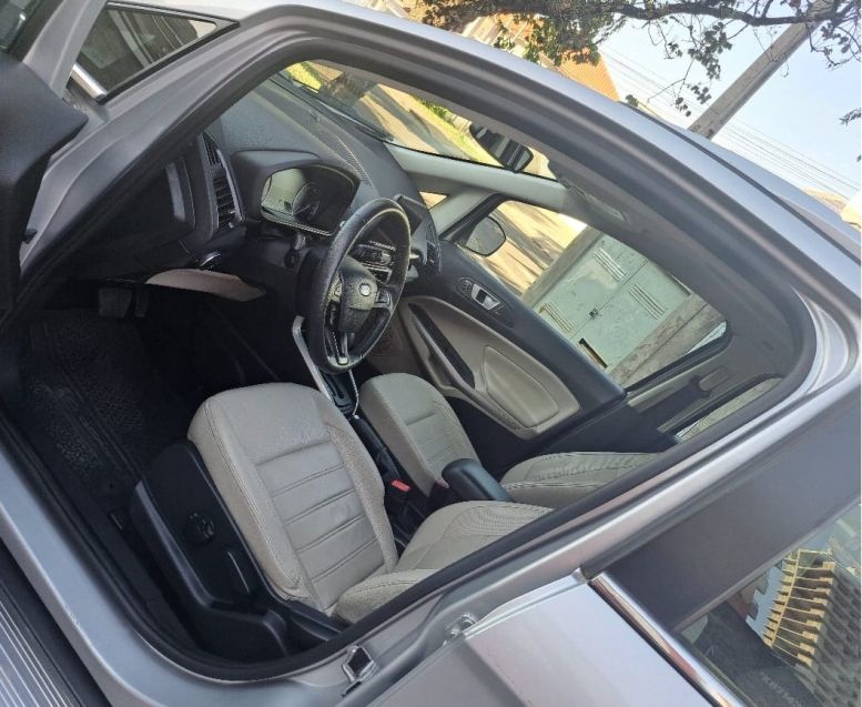 Ford ECOSPORT 2.0 TI-VCT FLEX SE AUTOMÁTICO 2018/2019 CAMINHÕES & CAMIONETAS PASSO FUNDO / Carros no Vale