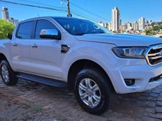Ford RANGER 3.2 XLT 4X4 CD 20V DIESEL 4P AUTOMÁTICO 2021/2022 CAMINHÕES & CAMIONETAS PASSO FUNDO / Carros no Vale