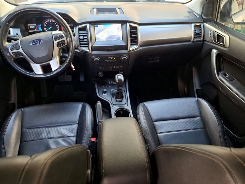 Ford RANGER 3.2 XLT 4X4 CD 20V DIESEL 4P AUTOMÁTICO 2021/2022 CAMINHÕES & CAMIONETAS PASSO FUNDO / Carros no Vale