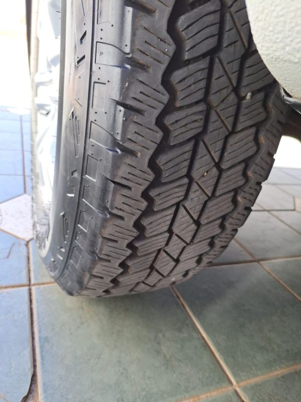 Ford RANGER 3.2 XLT 4X4 CD 20V DIESEL 4P AUTOMÁTICO 2021/2022 CAMINHÕES & CAMIONETAS PASSO FUNDO / Carros no Vale