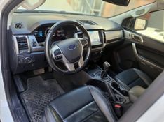 Ford RANGER 3.2 XLT 4X4 CD 20V DIESEL 4P AUTOMÁTICO 2021/2022 CAMINHÕES & CAMIONETAS PASSO FUNDO / Carros no Vale