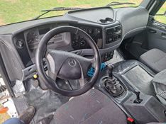 Mercedes-Benz Atego 2425 3-Eixos Leito Baú 2010/2011 CAMINHÕES & CAMIONETAS PASSO FUNDO / Carros no Vale