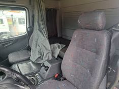 Mercedes-Benz Atego 2425 3-Eixos Leito Baú 2010/2011 CAMINHÕES & CAMIONETAS PASSO FUNDO / Carros no Vale