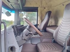 Scania P 310 P-310 B 8×2 Chassi 2013/2014 CAMINHÕES & CAMIONETAS PASSO FUNDO / Carros no Vale