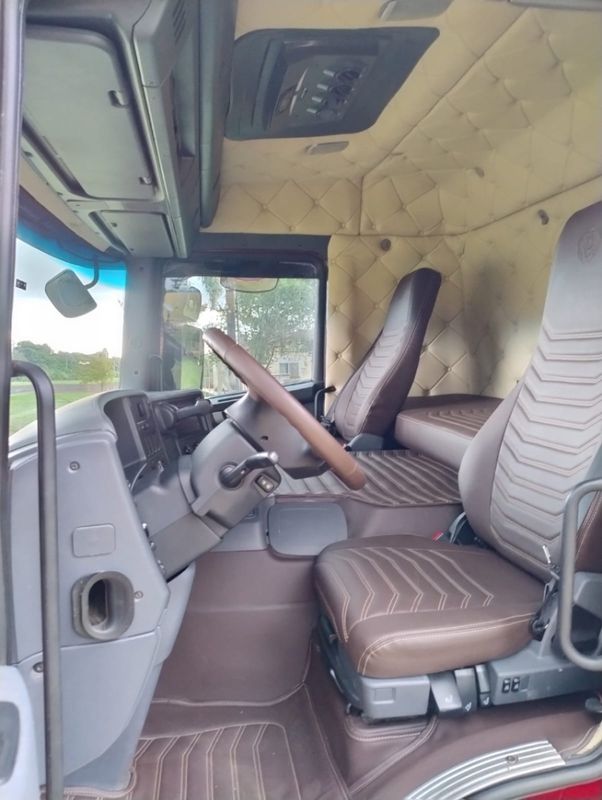 Scania P 310 P-310 B 8×2 Chassi 2013/2014 CAMINHÕES & CAMIONETAS PASSO FUNDO / Carros no Vale