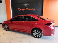 Toyota COROLLA 1.8 VVT-I HYBRID FLEX ALTIS PREMIUM CVT 2021/2022 VINTAGE VEÍCULOS CAXIAS DO SUL / Carros no Vale