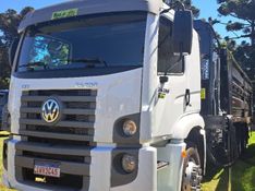 Volkswagen 24-280 CRM 6X2 VW 24-280 E Constel 6×2 2p Munck 2015/2015 CAMINHÕES & CAMIONETAS PASSO FUNDO / Carros no Vale