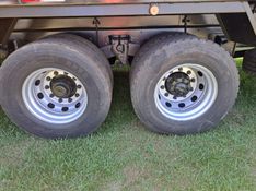 Volkswagen 24-280 CRM 6X2 VW 24-280 E Constel 6×2 2p Munck 2015/2015 CAMINHÕES & CAMIONETAS PASSO FUNDO / Carros no Vale