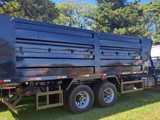 Volkswagen 24-280 CRM 6X2 VW 24-280 E Constel 6×2 2p Munck 2015/2015 CAMINHÕES & CAMIONETAS PASSO FUNDO / Carros no Vale