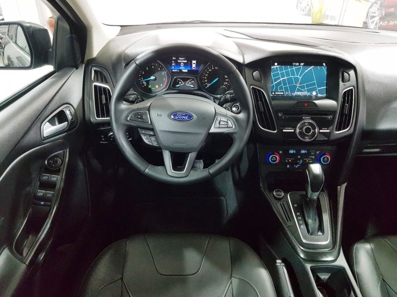 Ford FOCUS 2.0 TITANIUM 16V FLEX 4P POWERSHIFT 2016/2017 ADVANT AUTOMÓVEIS CAXIAS DO SUL / Carros no Vale