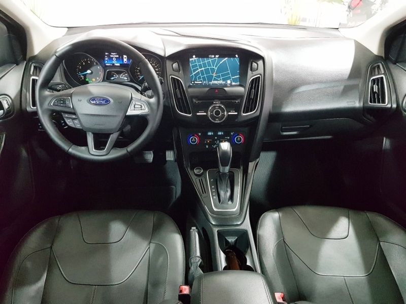 Ford FOCUS 2.0 TITANIUM 16V FLEX 4P POWERSHIFT 2016/2017 ADVANT AUTOMÓVEIS CAXIAS DO SUL / Carros no Vale