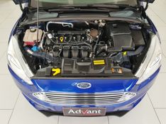 Ford FOCUS 2.0 TITANIUM FASTBACK 16V FLEX 4P POWERSHIFT 2015/2016 ADVANT AUTOMÓVEIS CAXIAS DO SUL / Carros no Vale