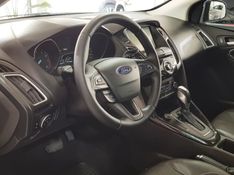 Ford FOCUS 2.0 TITANIUM FASTBACK 16V FLEX 4P POWERSHIFT 2015/2016 ADVANT AUTOMÓVEIS CAXIAS DO SUL / Carros no Vale