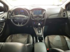 Ford FOCUS 2.0 TITANIUM PLUS 16V FLEX 4P POWERSHIFT 2016/2017 ADVANT AUTOMÓVEIS CAXIAS DO SUL / Carros no Vale