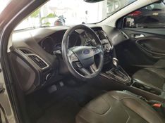 Ford FOCUS 2.0 TITANIUM PLUS 16V FLEX 4P POWERSHIFT 2016/2017 ADVANT AUTOMÓVEIS CAXIAS DO SUL / Carros no Vale