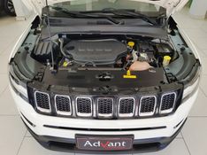 JEEP COMPASS 2.0 16V FLEX LONGITUDE AUTOMÁTICO 2018/2018 ADVANT AUTOMÓVEIS CAXIAS DO SUL / Carros no Vale