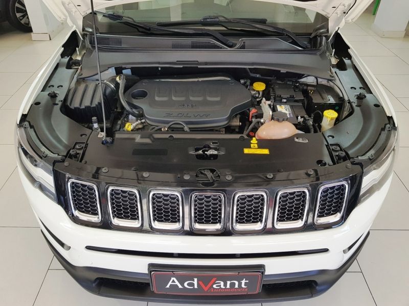 JEEP COMPASS 2.0 16V FLEX LONGITUDE AUTOMÁTICO 2018/2018 ADVANT AUTOMÓVEIS CAXIAS DO SUL / Carros no Vale