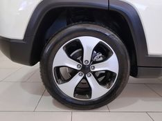JEEP COMPASS 2.0 16V FLEX LONGITUDE AUTOMÁTICO 2018/2018 ADVANT AUTOMÓVEIS CAXIAS DO SUL / Carros no Vale