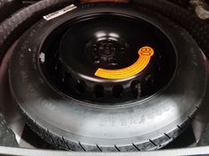 JEEP COMPASS 2.0 16V FLEX LONGITUDE AUTOMÁTICO 2017/2018 ADVANT AUTOMÓVEIS CAXIAS DO SUL / Carros no Vale