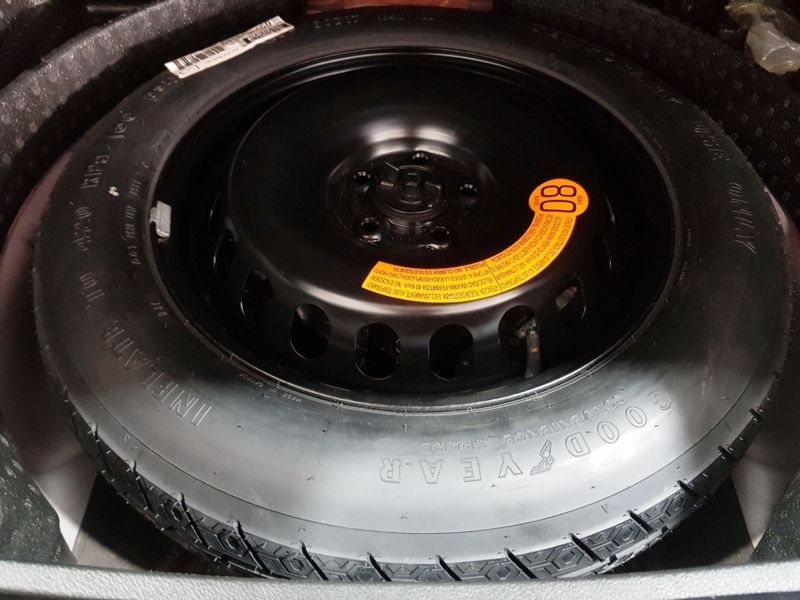 JEEP COMPASS 2.0 16V FLEX LONGITUDE AUTOMÁTICO 2017/2018 ADVANT AUTOMÓVEIS CAXIAS DO SUL / Carros no Vale