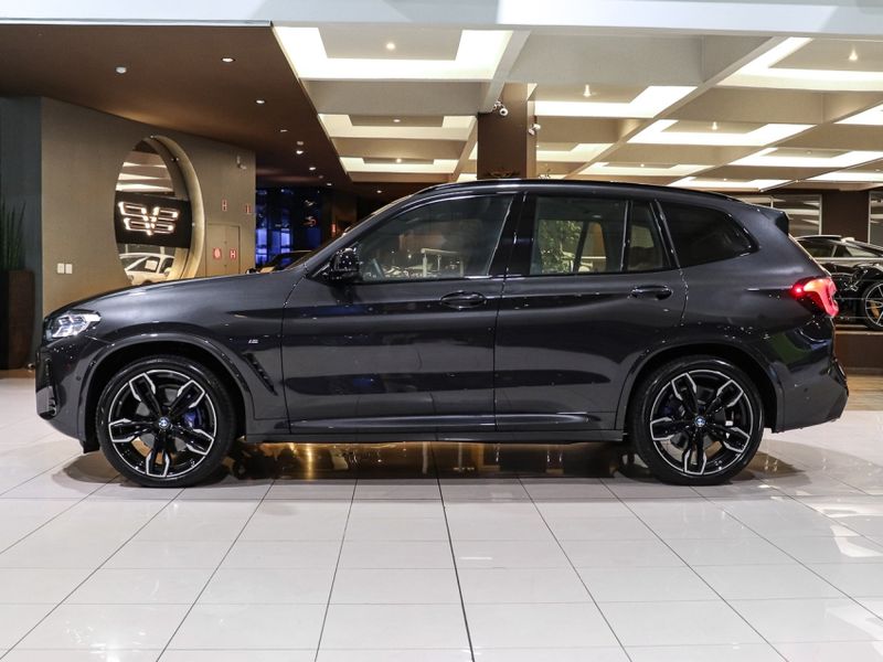 BMW X3 3.0 TWINPOWER GASOLINA M40I STEPTRONIC 2022/2023 VIA BELLA VEÍCULOS ESPECIAIS CAXIAS DO SUL / Carros no Vale