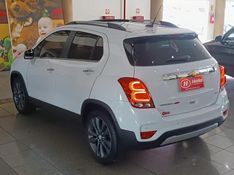Chevrolet TRACKER PREMIER 1.4 TURBO 2018 HÉLIO AUTOMÓVEIS LAJEADO / Carros no Vale